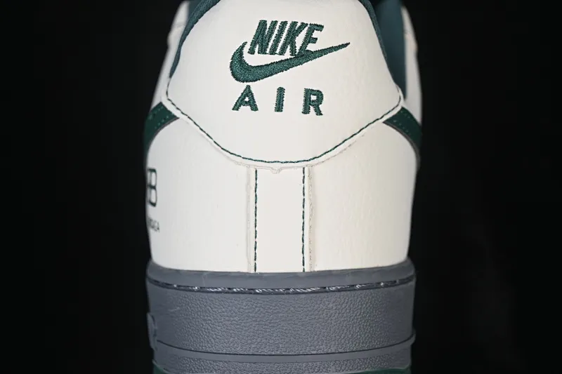 All Categories Nk Air Force 1 Air Force Series Nk Air Force 1 Low Air Force Low Nike Air Force 1'07 Low Beige Air Force One Low Casual Shoes DN1688-009